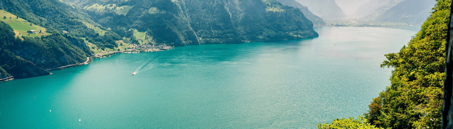 See Schweiz Urnersee Teil des Vierwaldstättersees Luftaufnahme