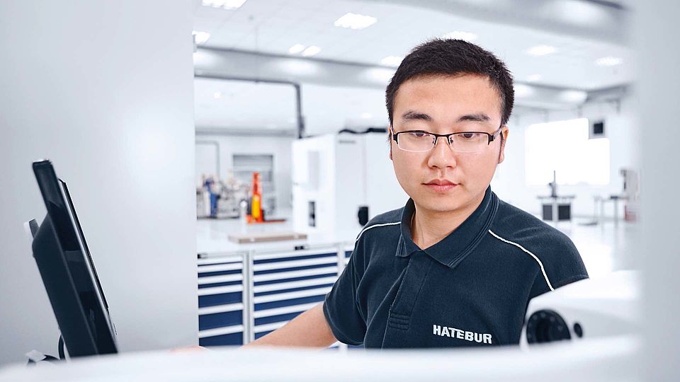 Anwendungsbeispiel und Arbeiten bei Hatebur | Carlo Salvi 